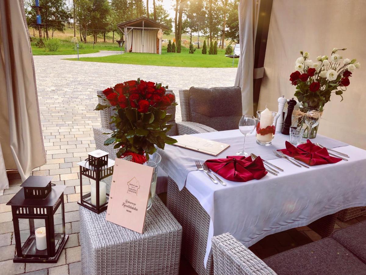 Hotel & Spa **** Kasztel Униейов Екстериор снимка